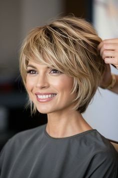 Kurzhaarfrisuren ab 60 die jünger machen – Die besten Looks, Tipps und Trends kurzhaarfrisuren ab 60 die jünger machen